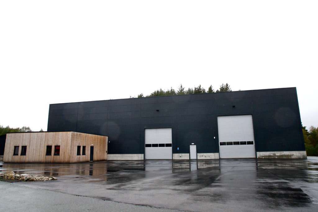 Lager og kontor for Karlsborg Eiendom, som eies av Ore Invest AS – hovedaksjonær i Toyota-forhandler Kjell Ore i Vanse.